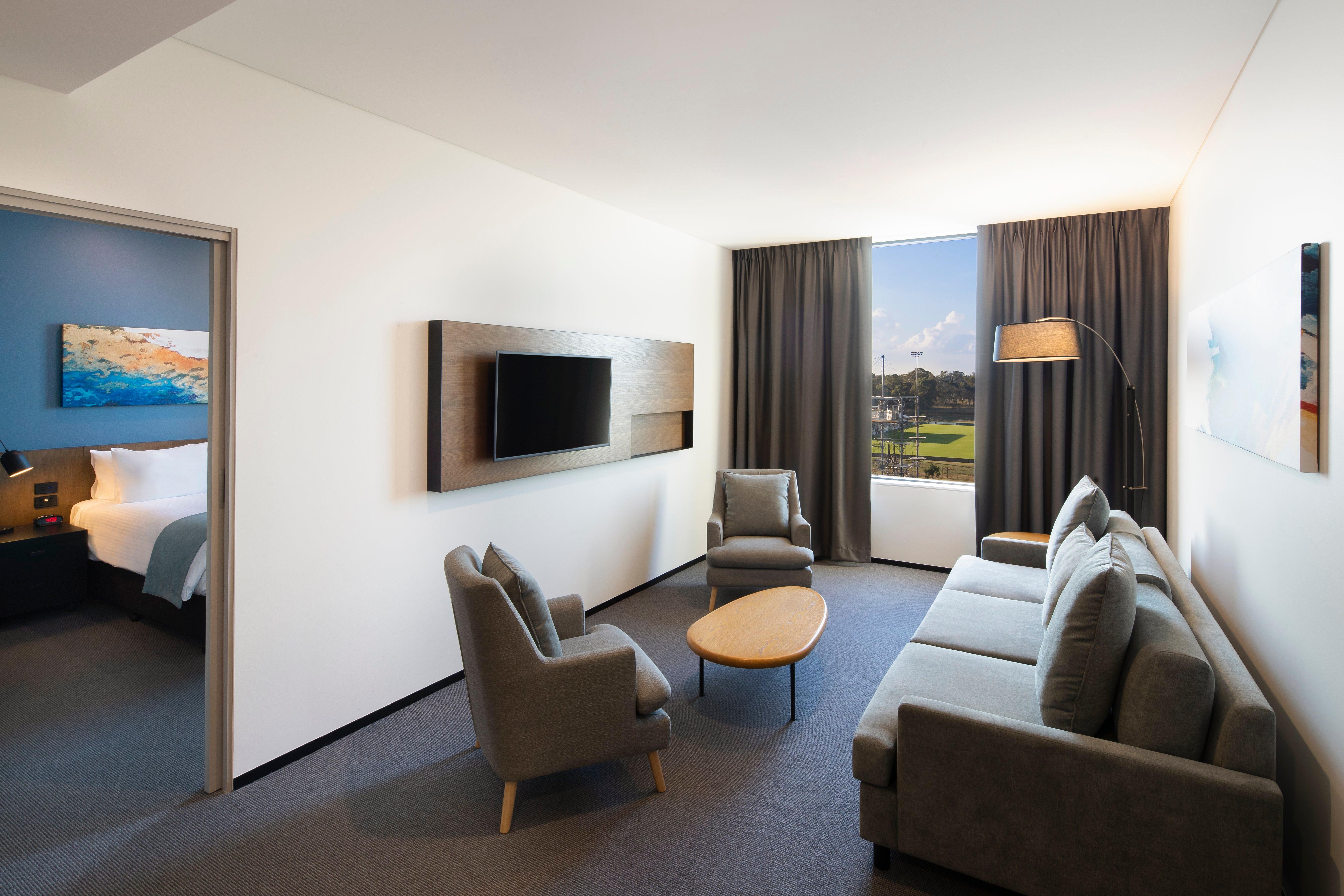Holiday Inn Sydney St Marys By Ihg Exterior photo