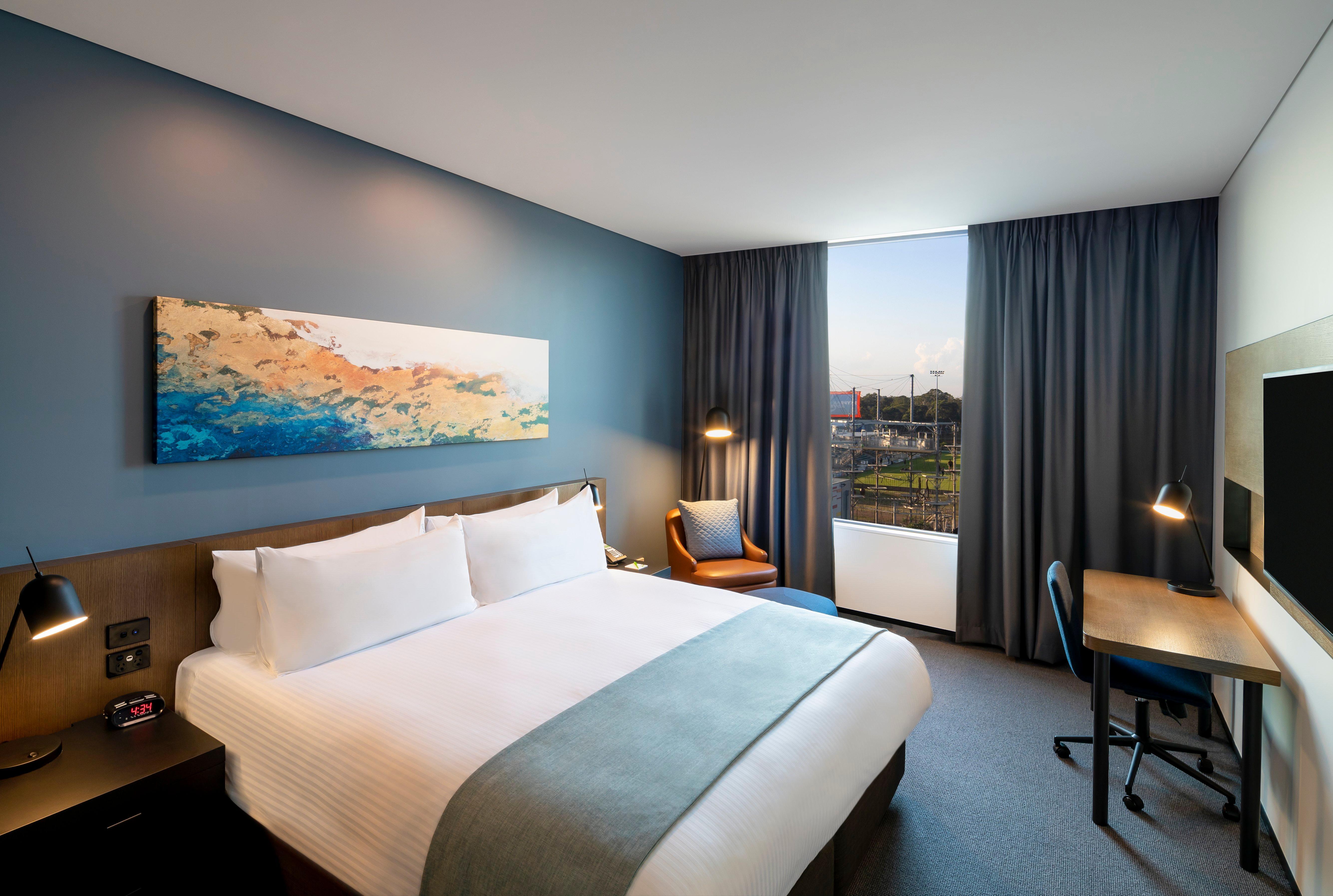 Holiday Inn Sydney St Marys By Ihg Exterior photo