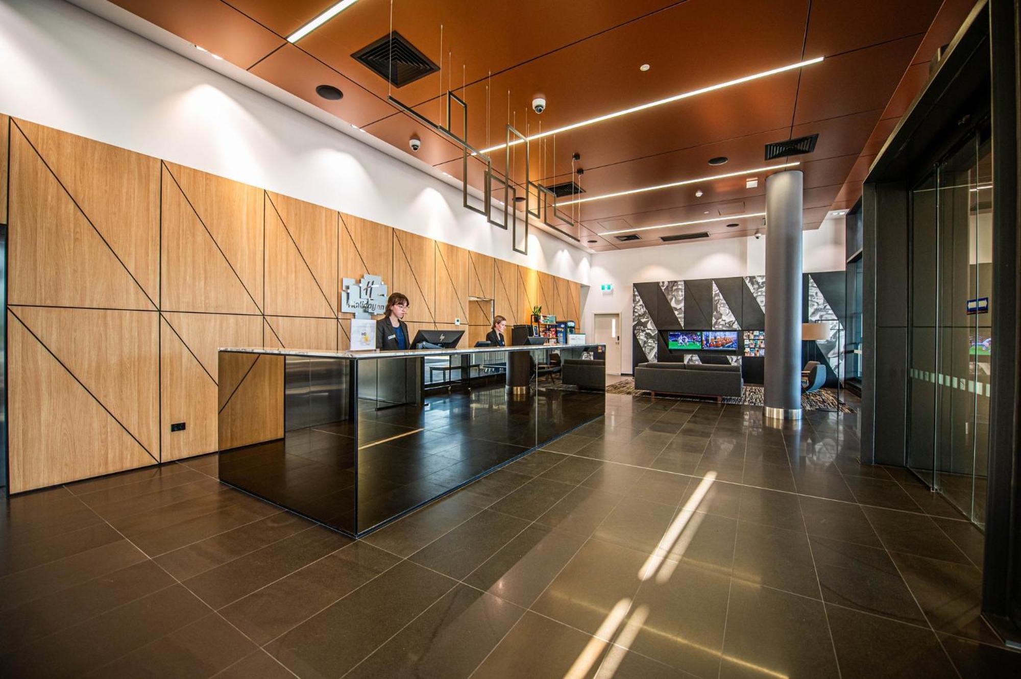 Holiday Inn Sydney St Marys By Ihg Exterior photo